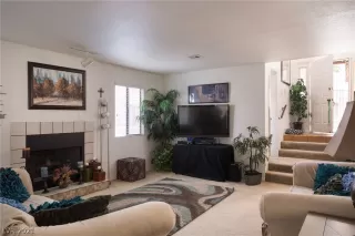 Photo #2: 2265315 Listing