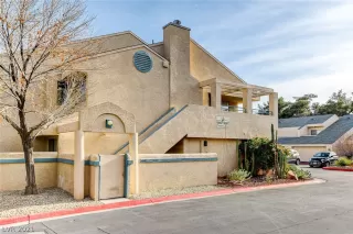 Photo #2: 2265322 Listing