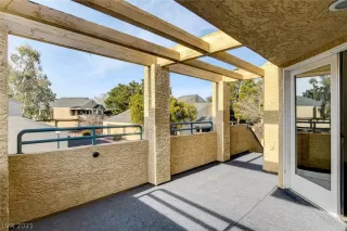 Photo #4: 2265322 Listing