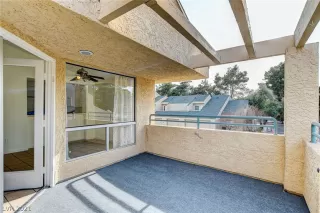 Photo #5: 2265322 Listing