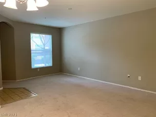 Photo #6: 2265345 Listing 