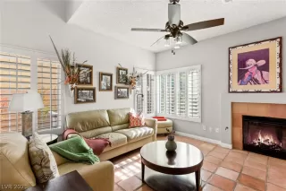 Photo #5: 2265346 Listing 