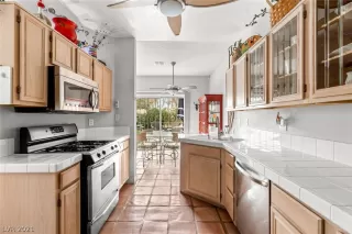 Photo #6: 2265346 Listing 