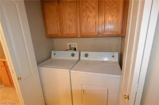 Photo #3: 2265380 Listing 