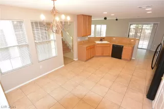 Photo #4: 2265380 Listing 