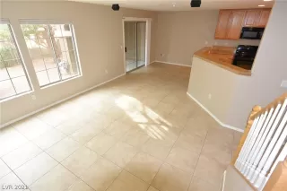 Photo #6: 2265380 Listing 