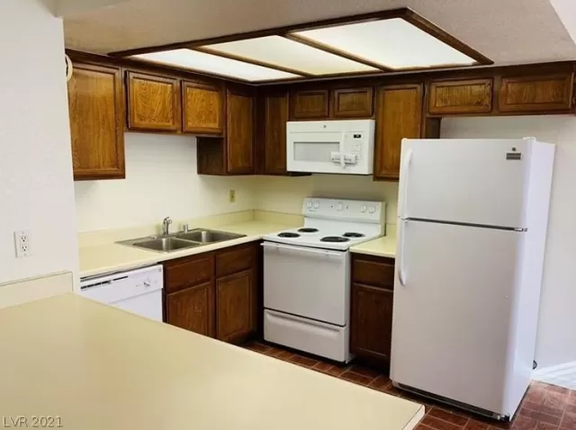 MLS: 2265386 Condo For Sale