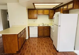 Photo #1: 2265386 Listing 