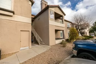 Photo #1: 2265393 Listing