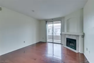 Photo #3: 2265393 Listing