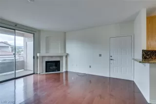 Photo #6: 2265393 Listing