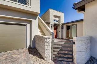 Photo #1: 2265407 Listing 