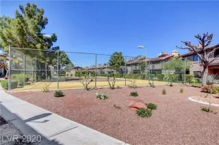 Photo #5: 2265408 Listing