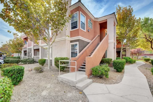 MLS: 2265411 Condo For Sale