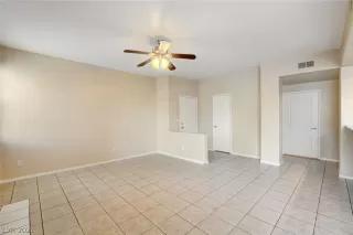 Photo #5: 2265411 Listing