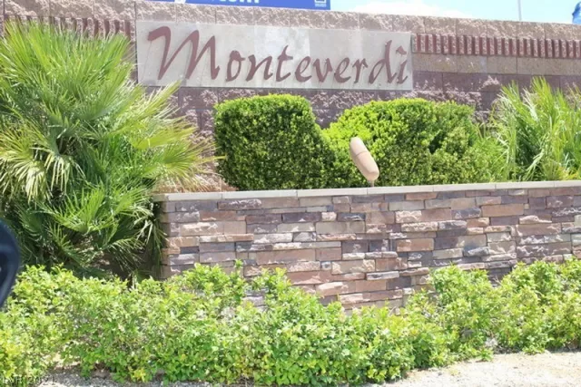 MLS: 2265417 Condo For Sale