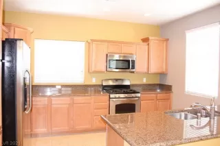 Photo #4: 2265417 Listing 