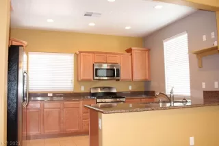 Photo #6: 2265417 Listing 