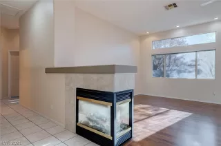 Photo #5: 2265457 Listing 