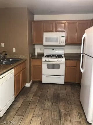 Photo #4: 2265471 Listing 