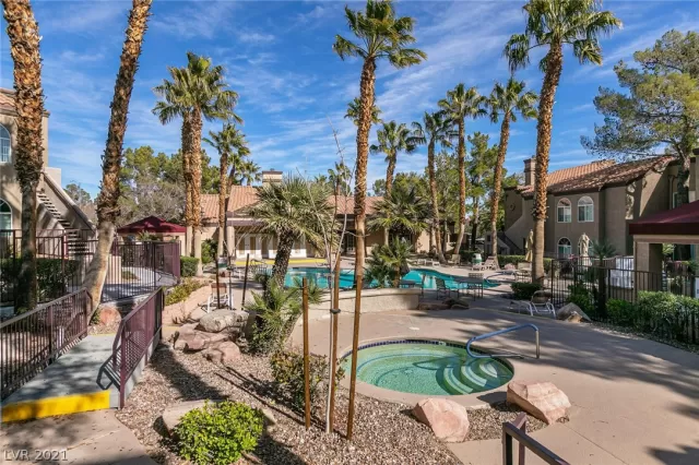 MLS: 2265528 Condo For Sale