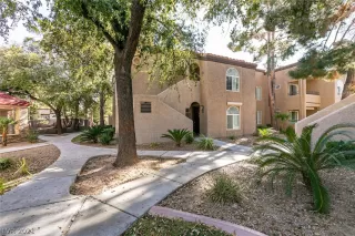 Photo #1: 2265528 Listing 