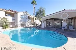 Photo #4: 2265580 Listing 