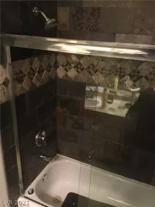 Photo #6: 2265580 Listing 