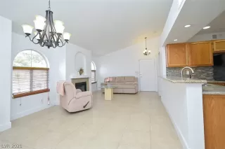 Photo #3: 2265635 Listing