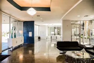 Photo #5: 2265648 Listing