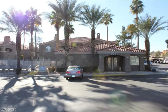 MLS: 2265663 Condo For Sale