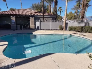 Photo #1: 2265663 Listing