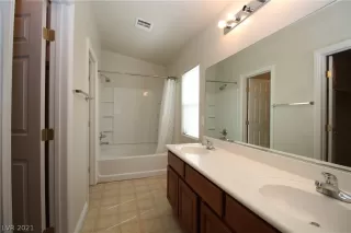 Photo #3: 2265667 Listing