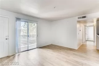 Photo #1: 2265676 Listing