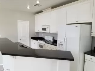 Photo #4: 2265680 Listing 