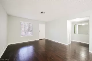 Photo #3: 2265683 Listing 