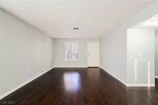 Photo #4: 2265683 Listing 