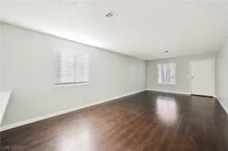 Photo #6: 2265683 Listing 