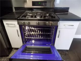 Photo #4: 2265712 Listing