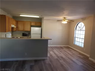 Photo #3: 2265725 Listing 