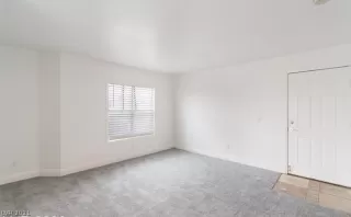 Photo #6: 2265748 Listing 