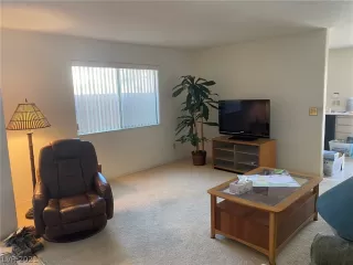 Photo #1: 2265758 Listing 