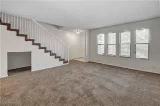 Photo #5: 2265814 Listing 