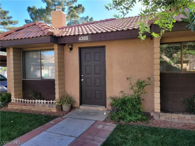 MLS: 2265864 Condo For Sale