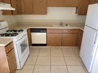 Photo #1: 2265864 Listing 