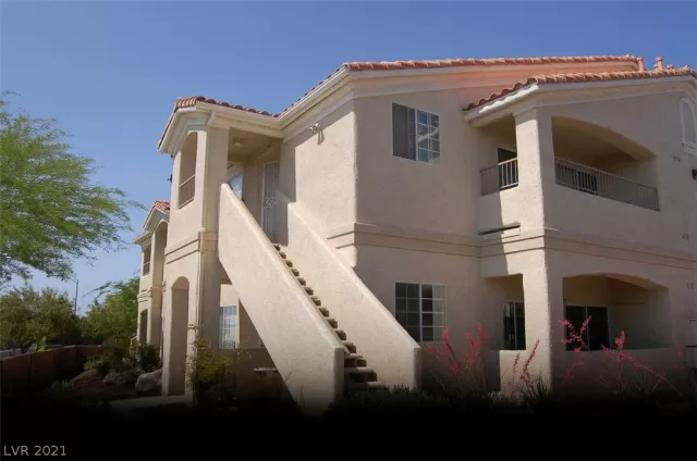 MLS: 2265959 Condo For Sale