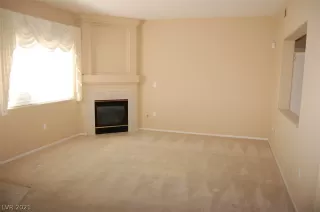 Photo #1: 2265959 Listing