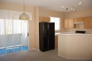 Photo #3: 2265959 Listing