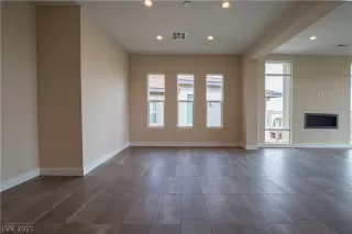 Photo #3: 2265974 Listing