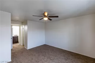 Photo #5: 2266003 Listing